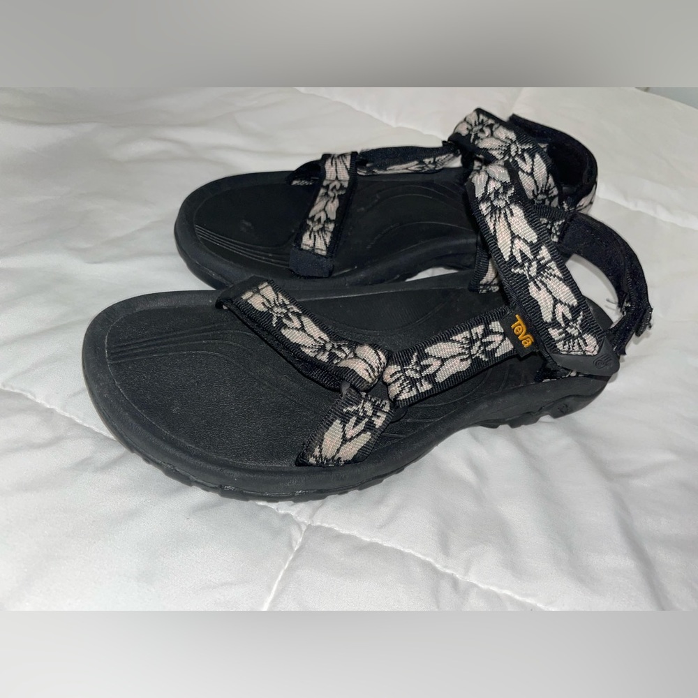 Teva Women's Hurricane 4 Sport Sandal